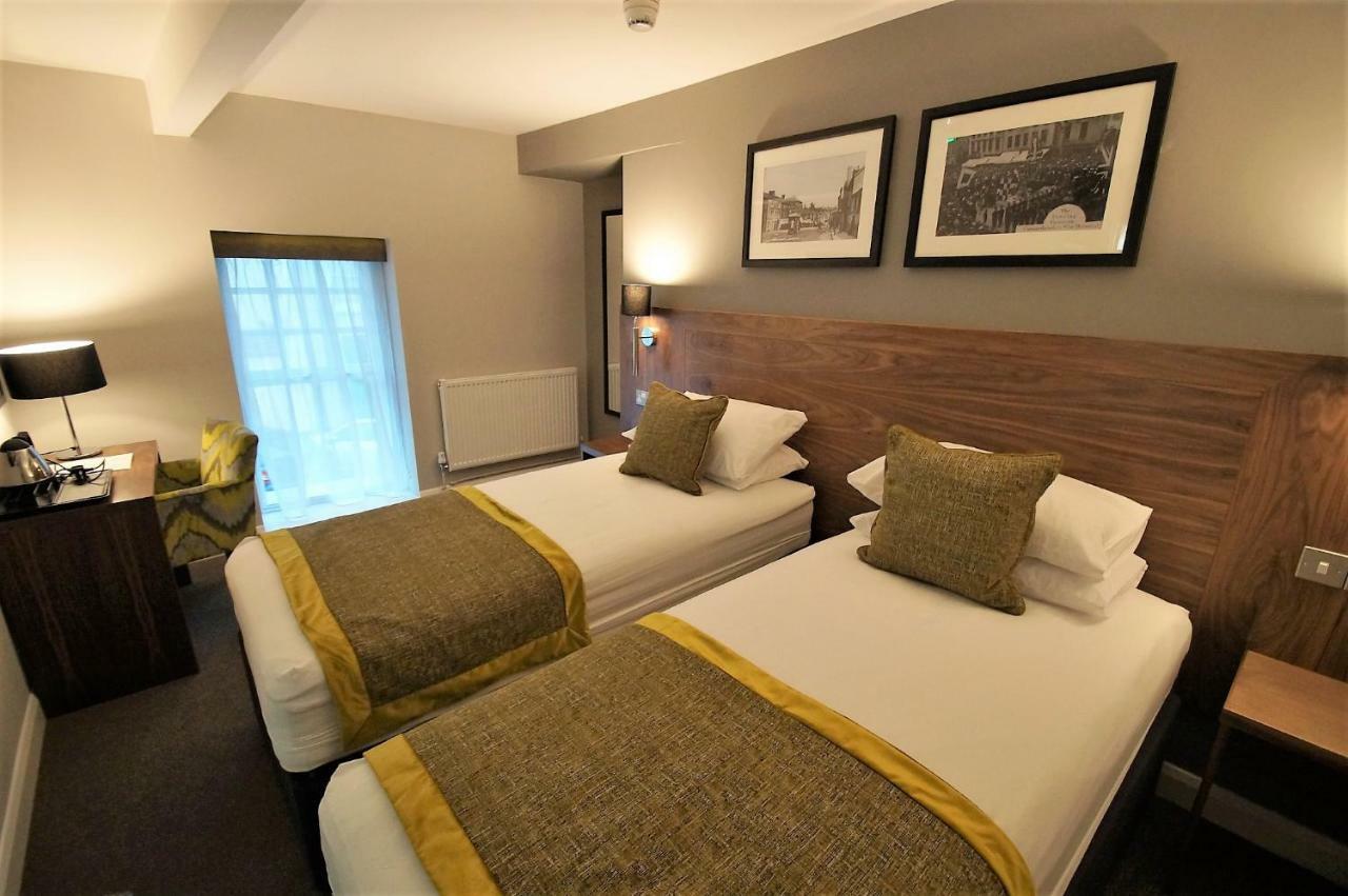 New Park Hotel Carmarthen Eksteriør billede