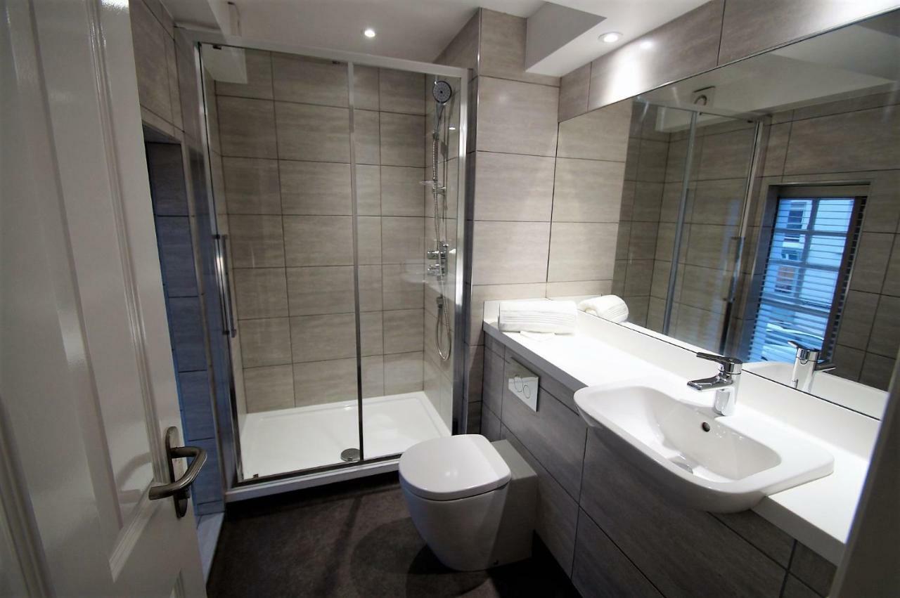 New Park Hotel Carmarthen Eksteriør billede