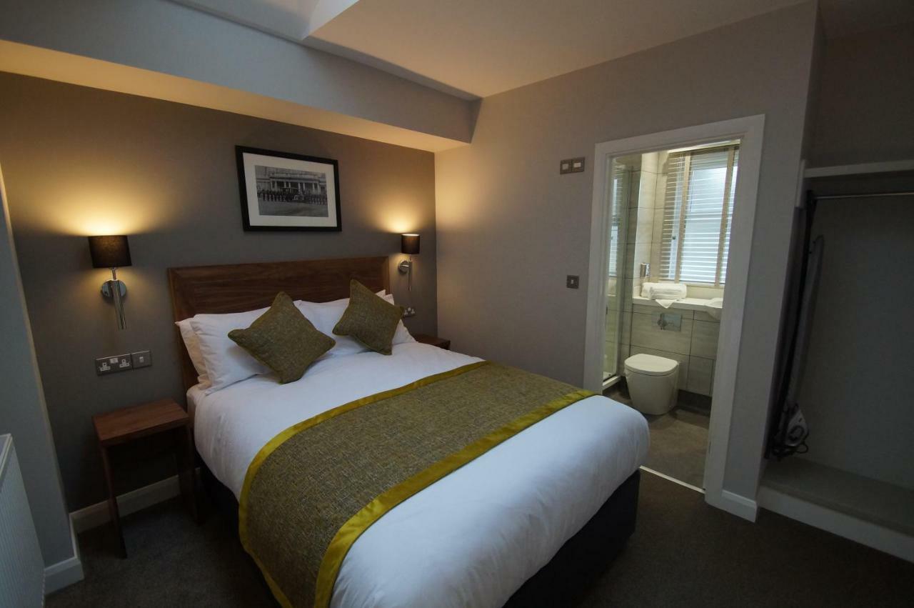 New Park Hotel Carmarthen Eksteriør billede