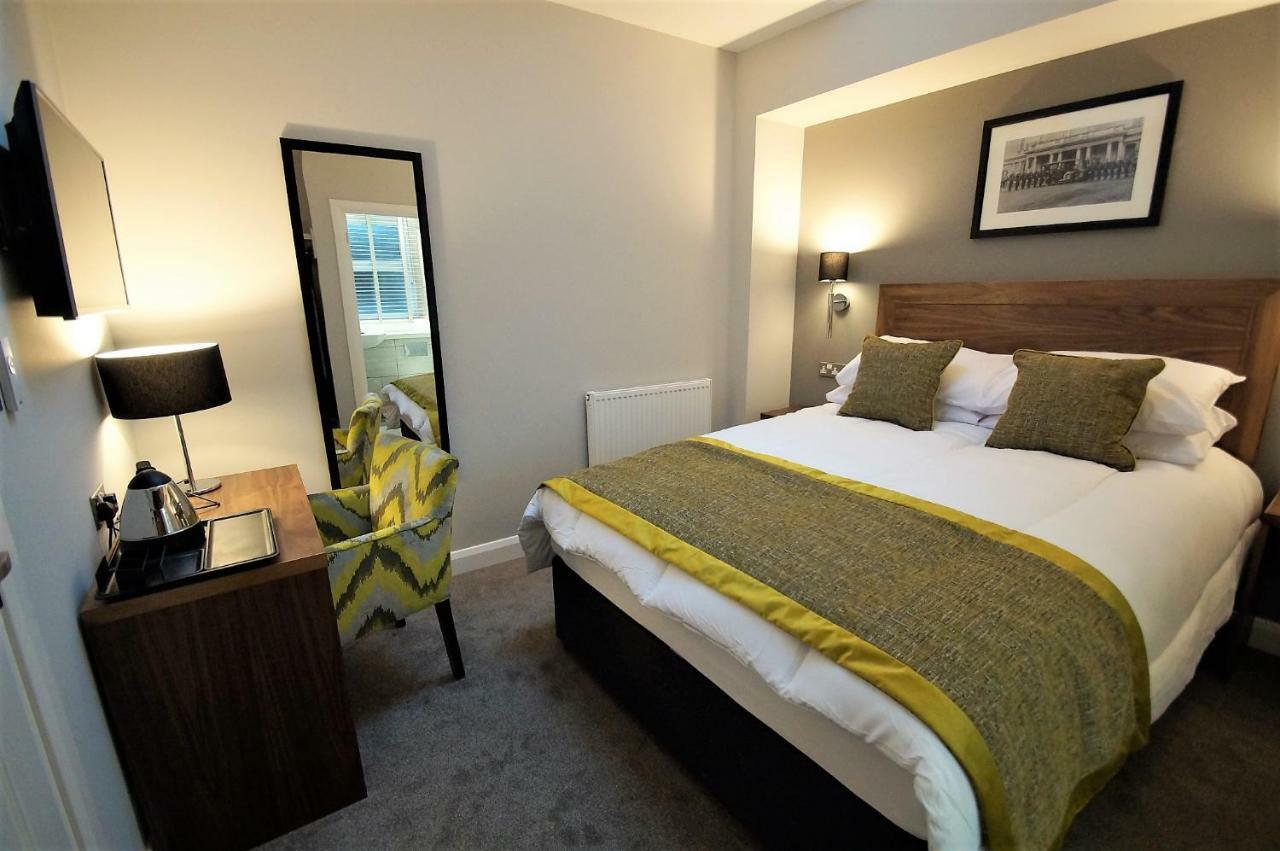 New Park Hotel Carmarthen Eksteriør billede