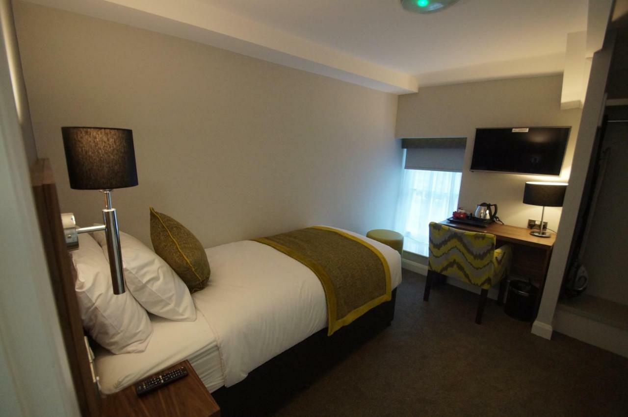 New Park Hotel Carmarthen Eksteriør billede